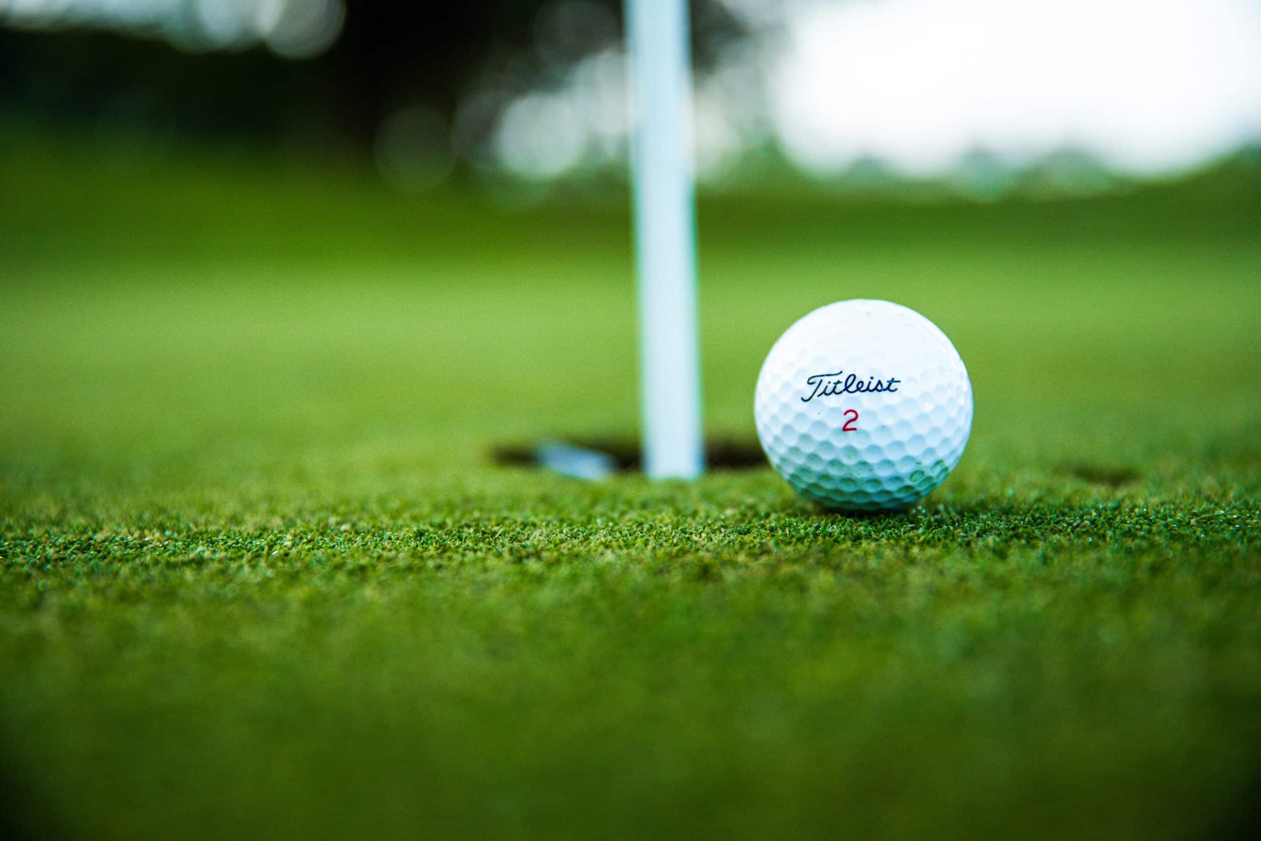 Find de Bedste Golfbolde hos Jyske Golfbolde